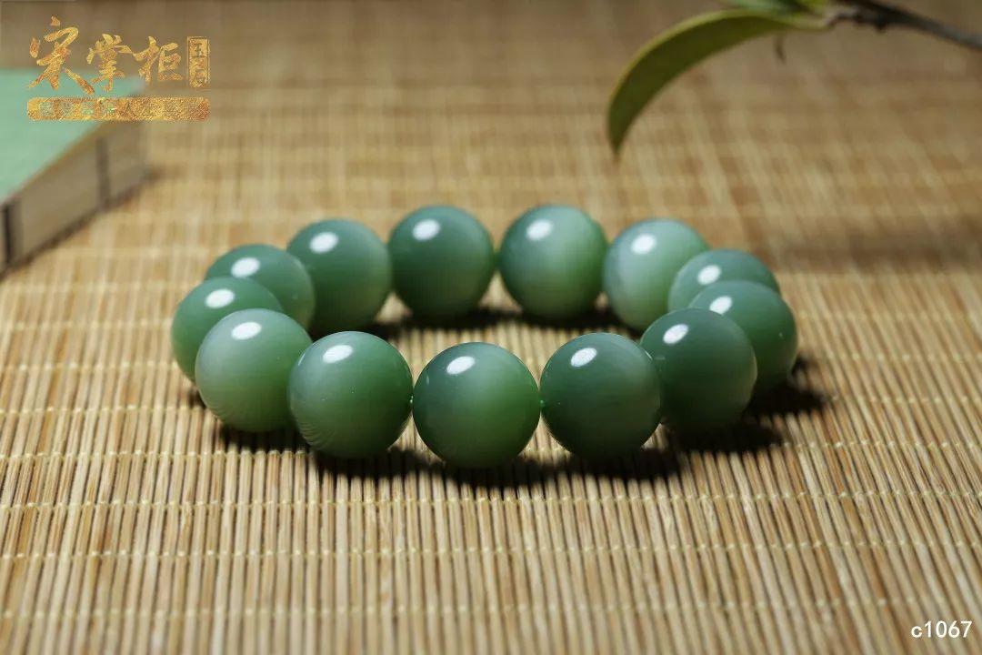 洗澡和睡觉一定要摘掉和田玉吗？快看你是不是做错了！